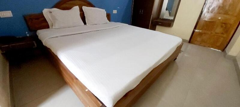 פורי Spot On 80624 Hotel Niladri Complex מראה חיצוני תמונה
