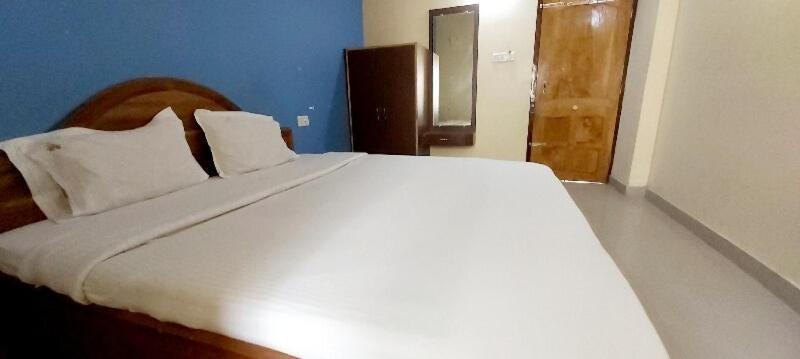 פורי Spot On 80624 Hotel Niladri Complex מראה חיצוני תמונה