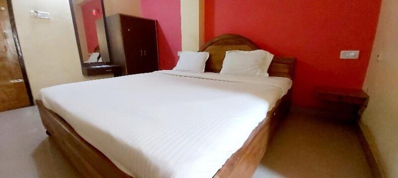 פורי Spot On 80624 Hotel Niladri Complex מראה חיצוני תמונה