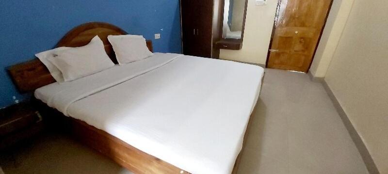 פורי Spot On 80624 Hotel Niladri Complex מראה חיצוני תמונה