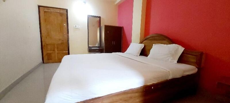 פורי Spot On 80624 Hotel Niladri Complex מראה חיצוני תמונה
